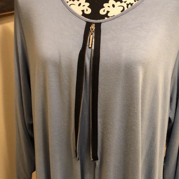 ⭐️ Comfy steel blue with zipper detail, asymmetrical long-sleeve tunic - Picture 6 of 10